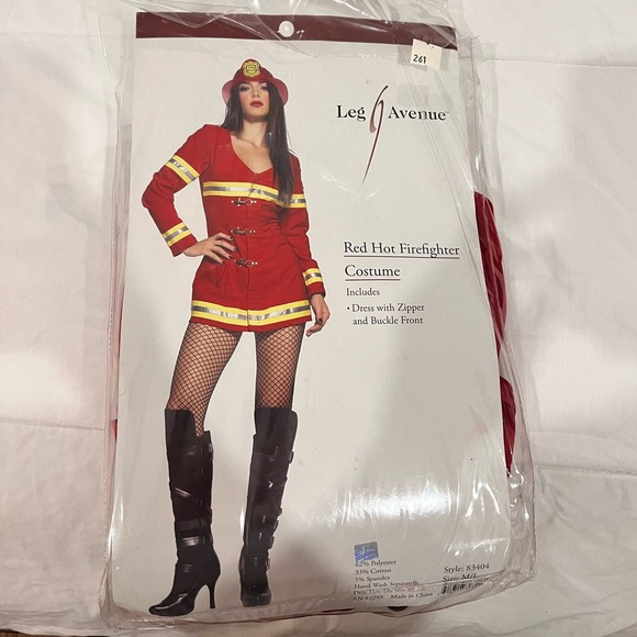Sexy firefighter costume - Picture 1 of 3